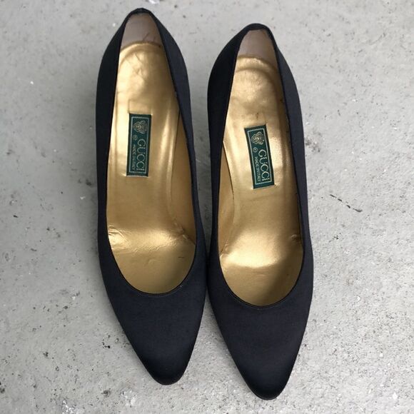 Satin and beaded Gucci’s - Picture 4 of 9